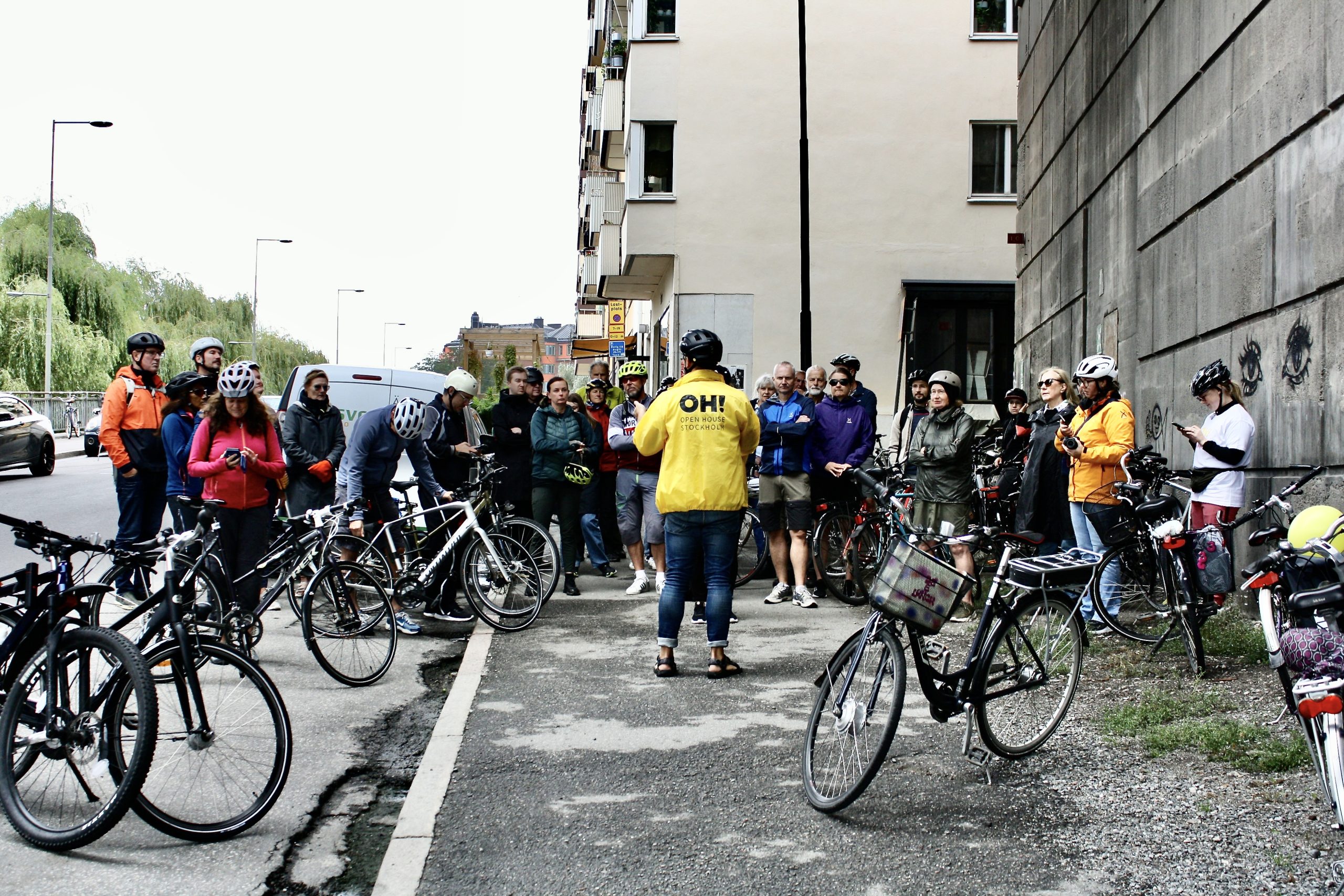 A cycling tour in Open House Stockholm 2023. Photo by Joanna Messmer. Courtesy of Open House Stockholm