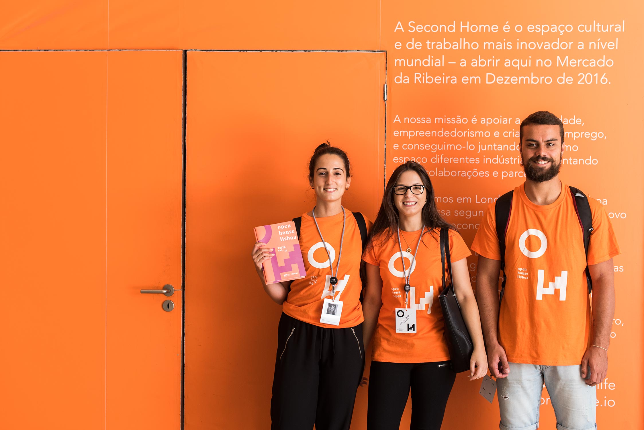 Open House Lisbon volunteers. Photo by Hugo David. Courtesy of Lisbon Architecture Triennale